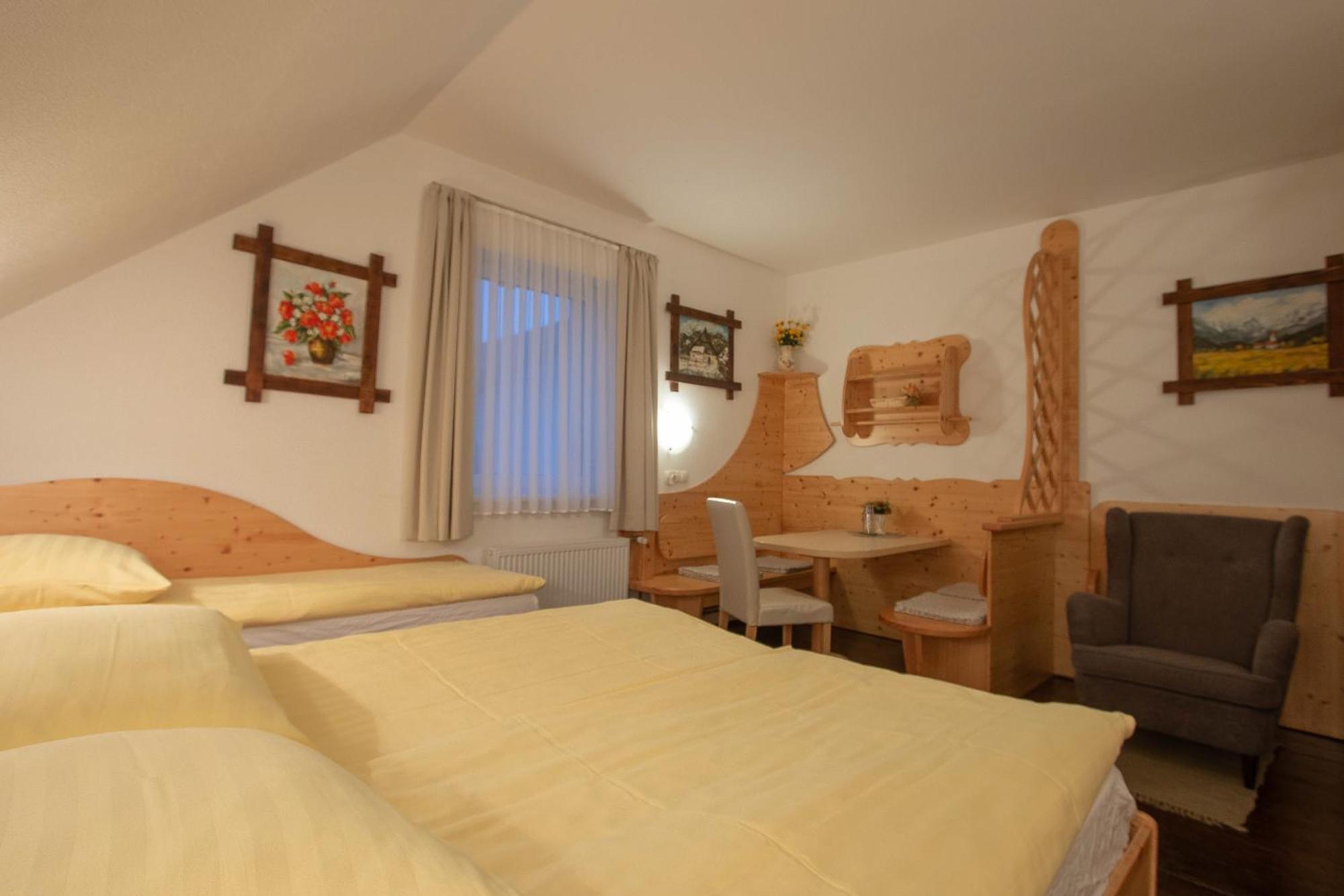 Mama'S House Pansiyon Cerklje na Gorenjskem Dış mekan fotoğraf