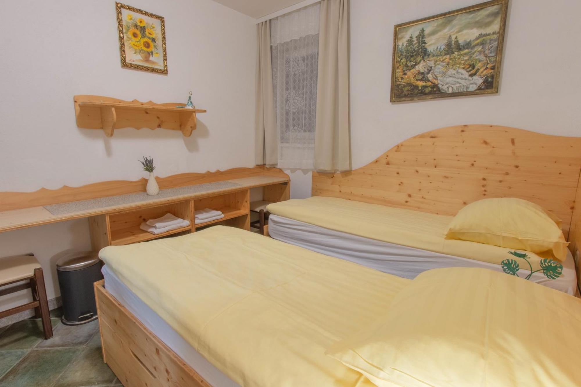 Mama'S House Pansiyon Cerklje na Gorenjskem Dış mekan fotoğraf